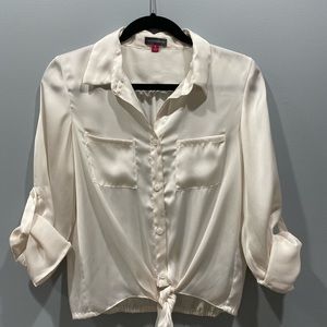 Vince Camuto Button sleeve tie front top